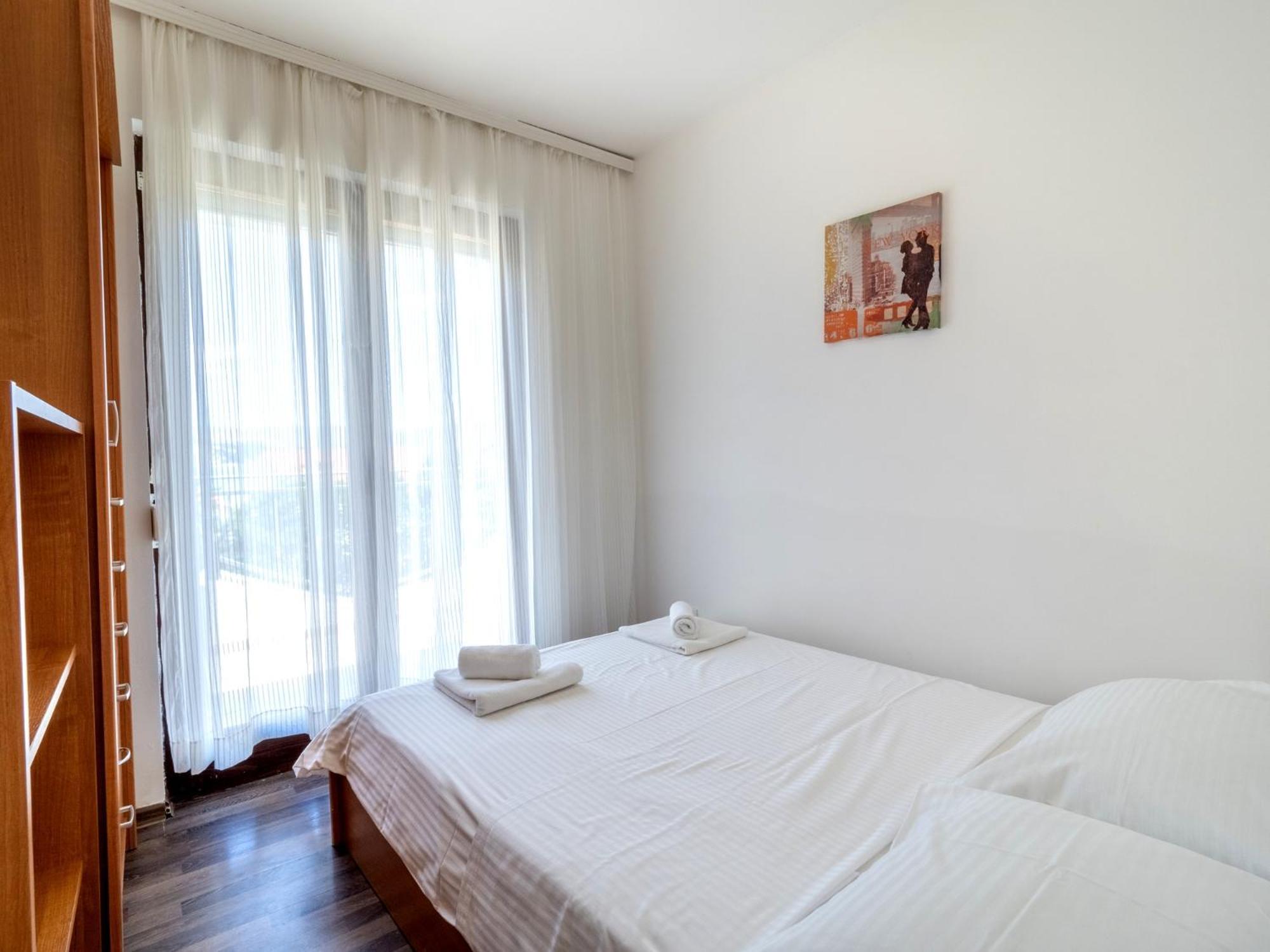 Apartments Bianca Baska  Bagian luar foto