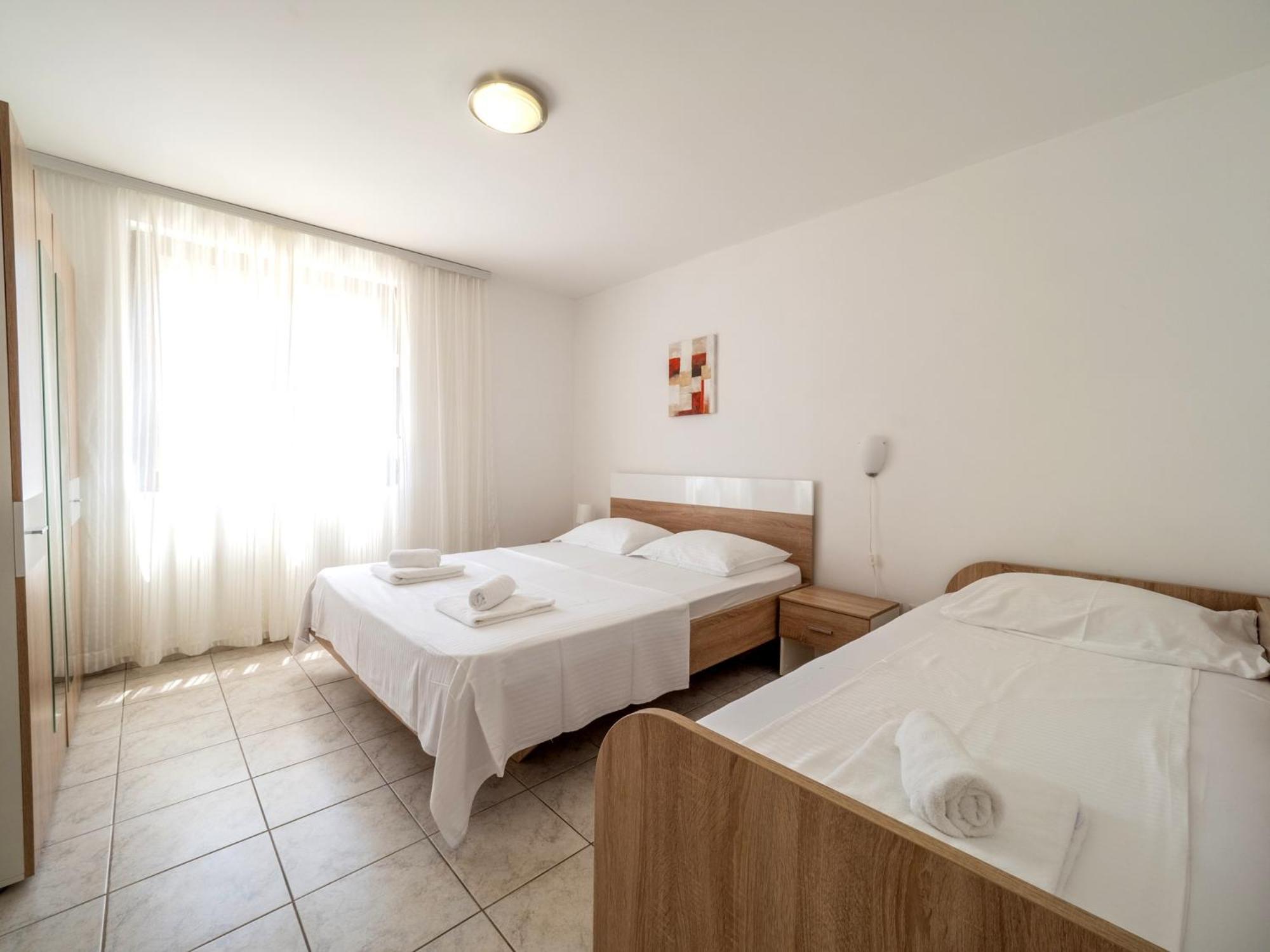 Apartments Bianca Baska  Bagian luar foto
